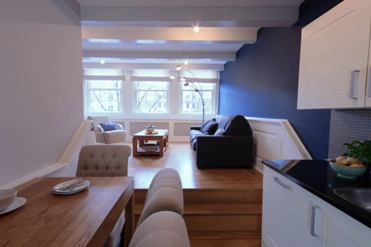 Amsterdam Canal Suites 3