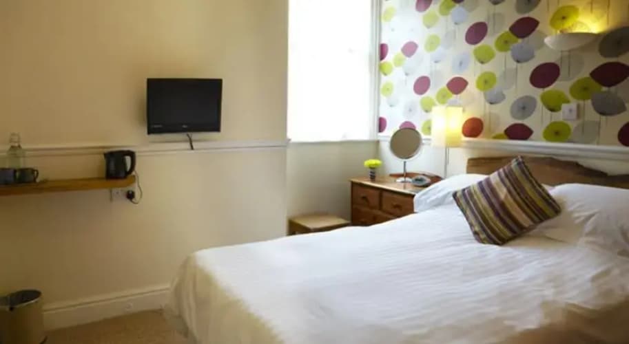 The Waves Coastal Bed And Breakfast (Adults Only) 3