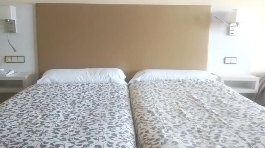 Hotel & Apartamentos Bahia Sur 5