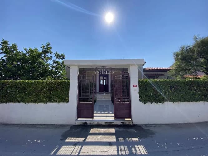 Costa Vasia Suites Apartments main