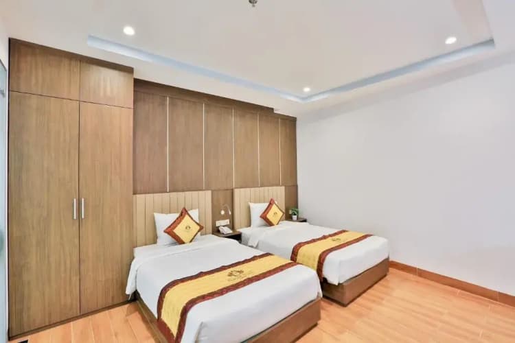 Prague Saigon Airport Hotel main