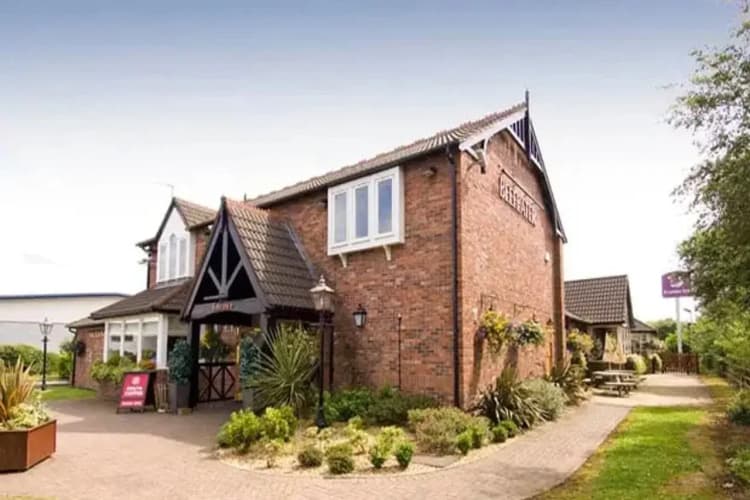 Premier Inn St. Helens South 2