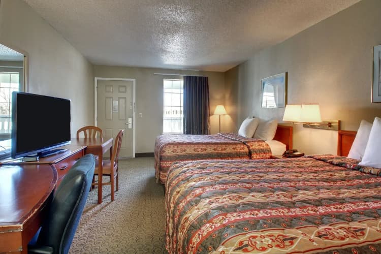 Key West Inn Wetumpka 3