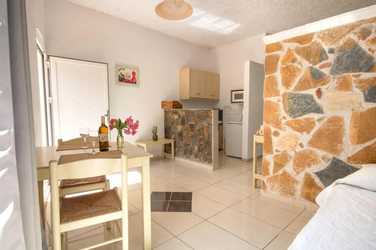 Stavros Villas And Apartments 4