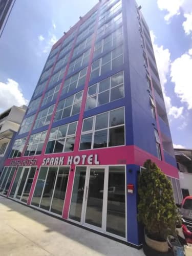 Spark Hotel 2