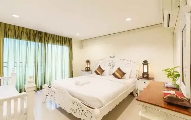 Narastay @ Phrom Phong 5