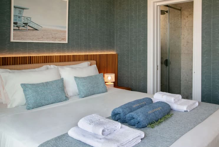 Chris Le Mare Gold Luxury Villa 3