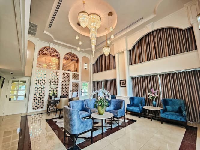 Siri Grand Bangkok Hotel 2