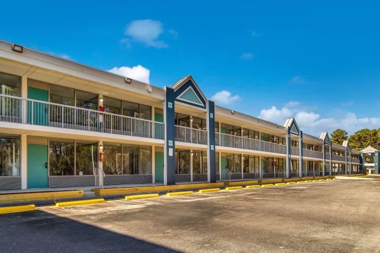 Mainstay Suites 2