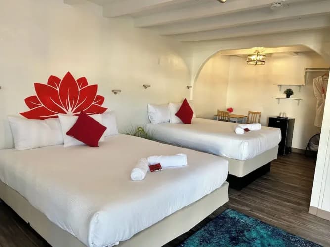 Nirvana Hotel 5