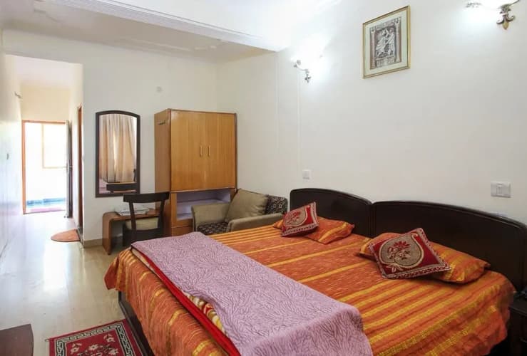 Hotel Lake Inn Bhimtal 4