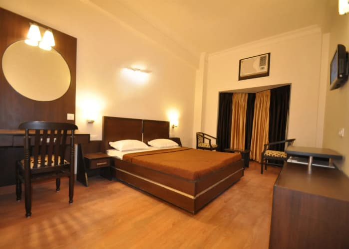 Hong Kong Inn 4