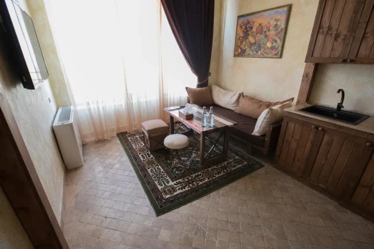 Armenian Royal Palace 3