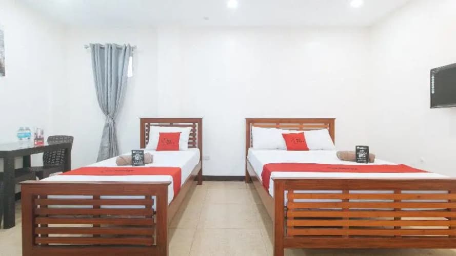 RedDoorz @ RJ's Bldg near Lyceum Gen. Trias Cavite 3