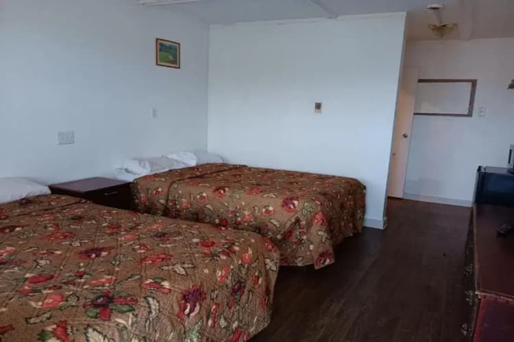 Country Hearth Inn And Suites By Oyo Sturgis 3