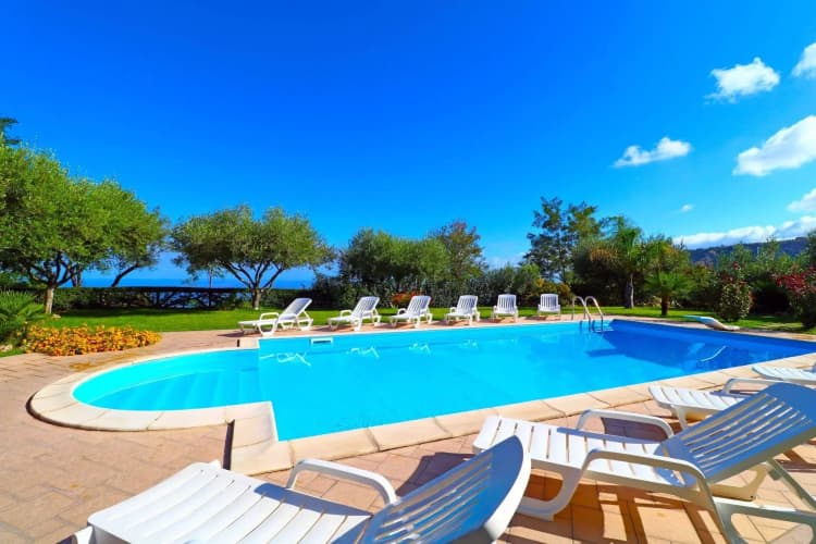 Case Vacanze Villa Garden 4