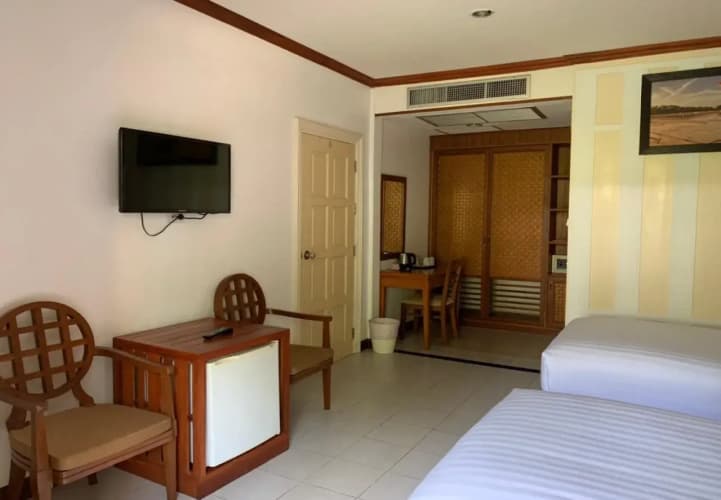 Phuket Meet Holiday Hotel 5