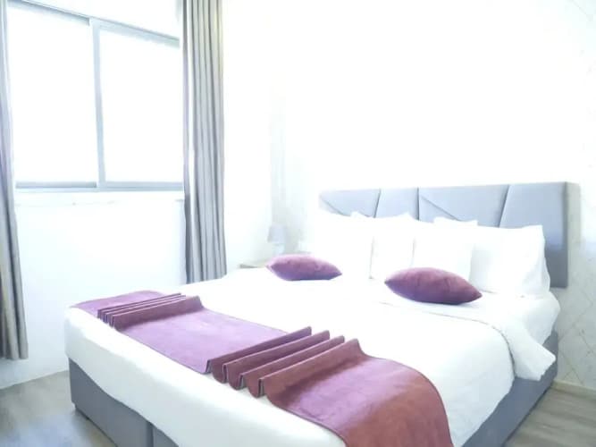 Twins Downtown Hotel 5
