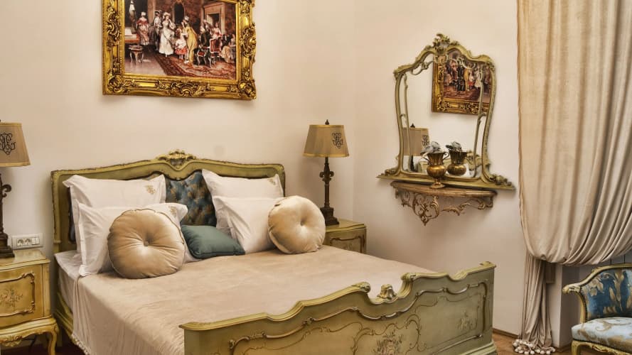 Conacul Coroanei Luxury Boutique Hotel 4