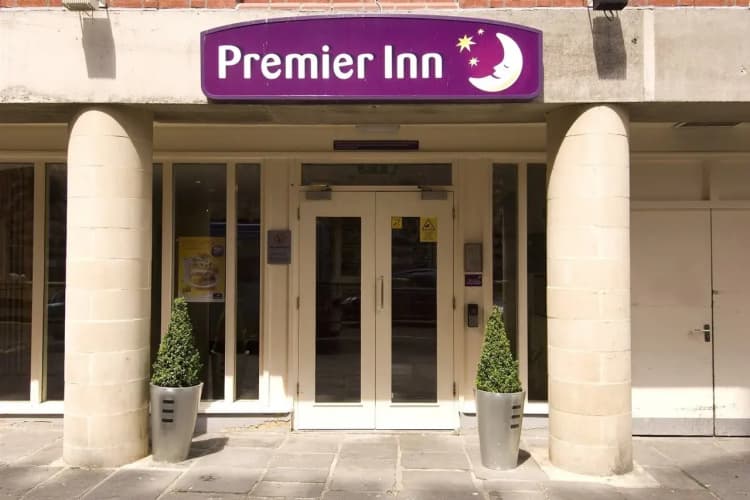 Premier Inn Bristol City Centre King Street 2