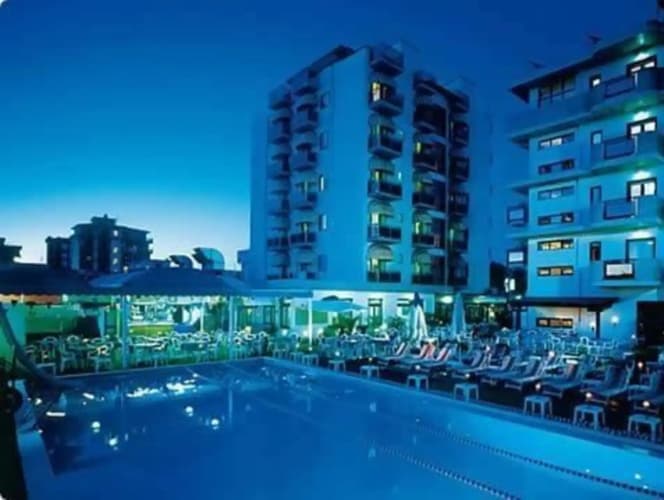 Hotel Tassoni 3