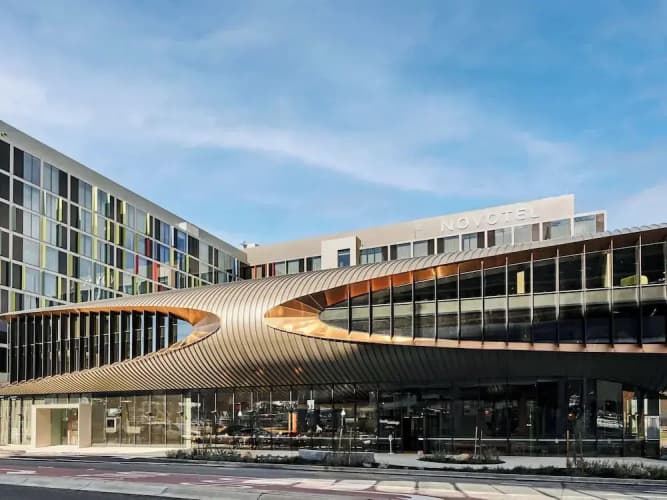 Novotel Melbourne Airport 2