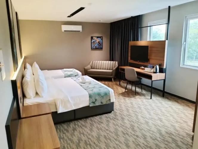 Nb Hotel 4