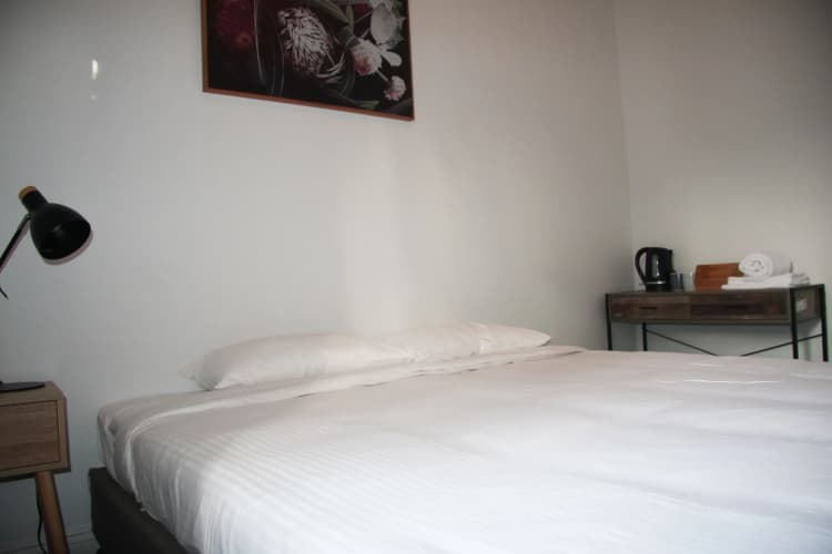 College Lawn Hotel - Hostel 2