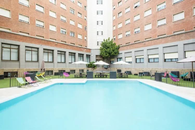Residencia Universitaria Barcelona Diagonal main