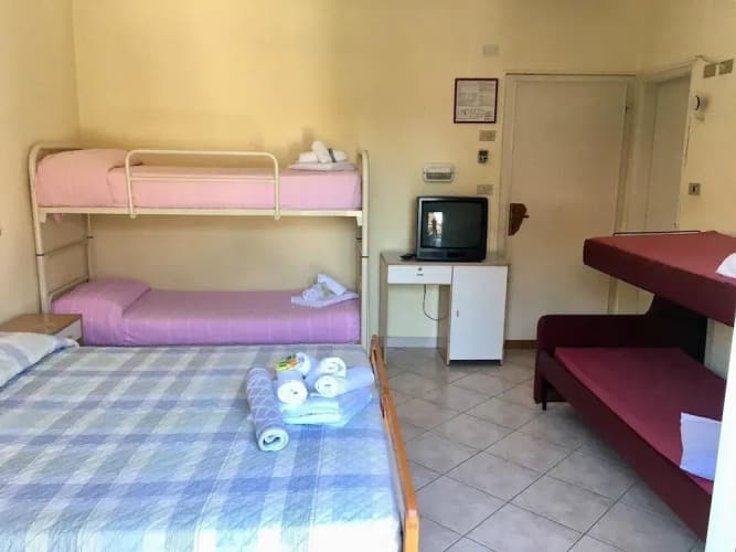 Hotel Bonaria 4