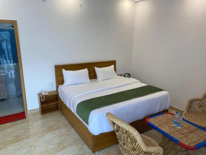 Apple Orchard Resort 4