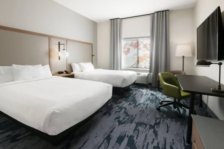 Fairfield Inn & Suites Dallas East 5