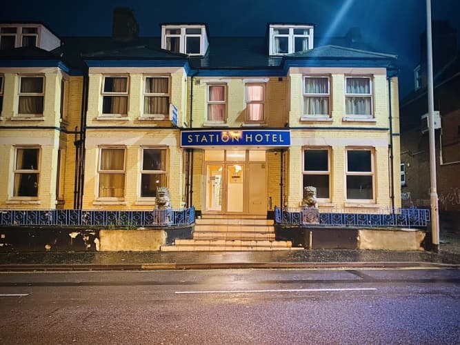 Station Hotel 2