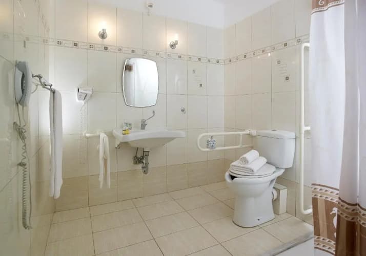 Asterias Boutique Hotel 5