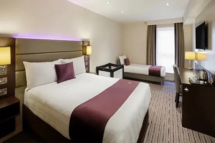 Premier Inn  Arundel 5