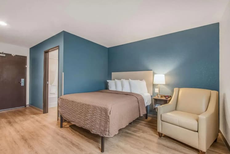 WoodSpring Suites Doral Miami Airport 4
