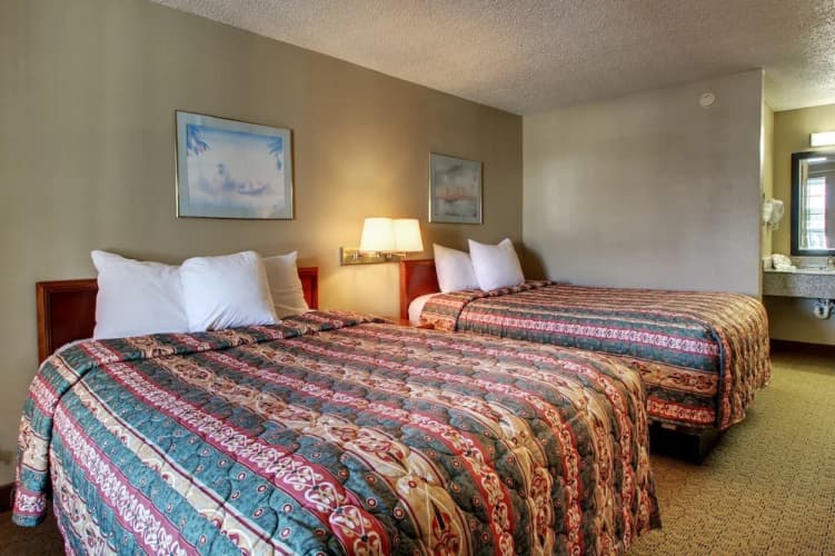 Key West Inn Wetumpka 5