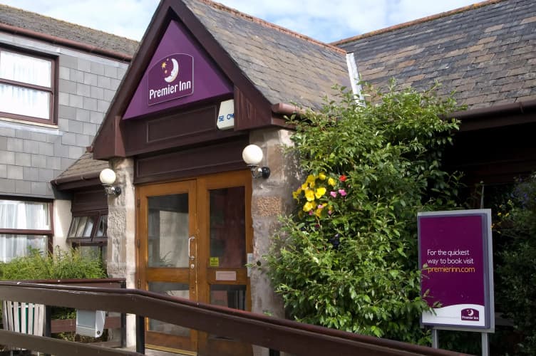 Premier Inn Dundee West 2
