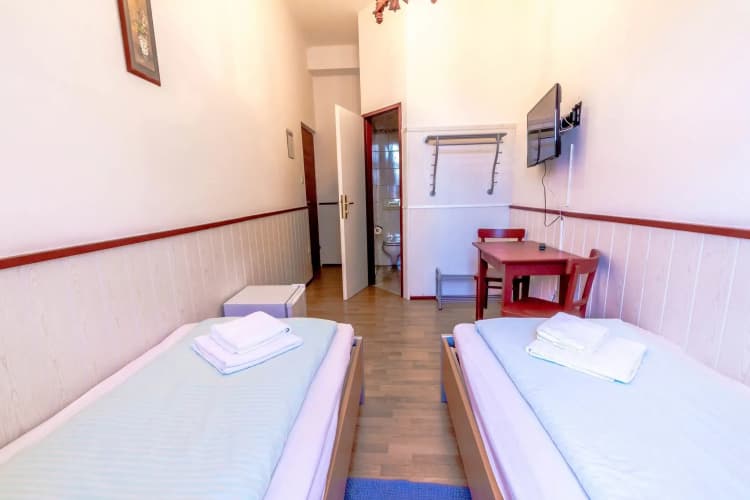 Urban Boutique Hotel 5