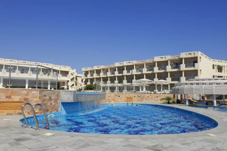 Sirena Beach Resort & Spa 4