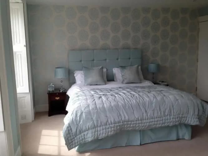 Antrobus Hotel 3