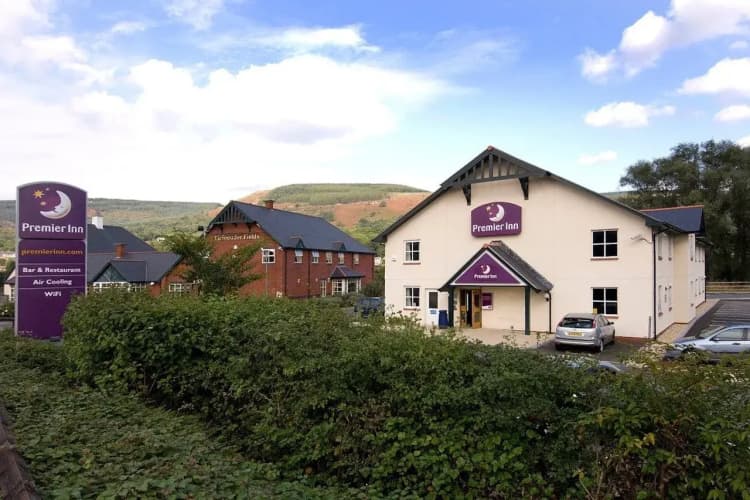 Premier Inn Aberdare 3