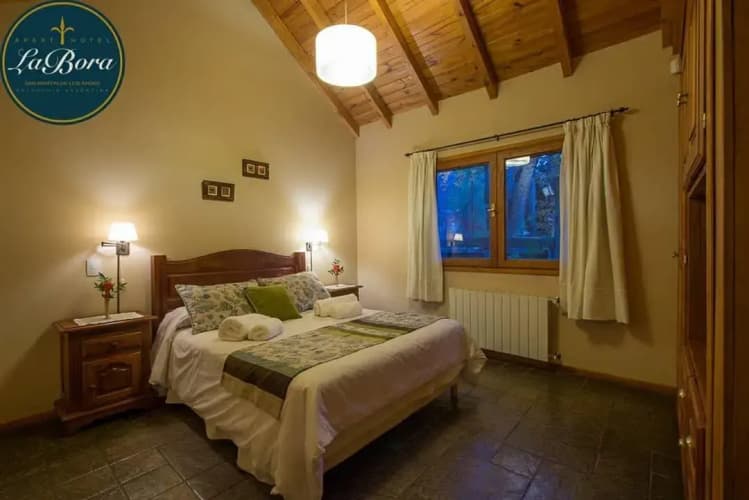 Apart Hotel La Bora 5