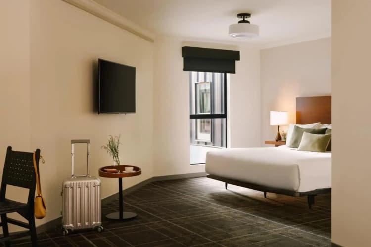 Found Hotel, Santa Monica 4