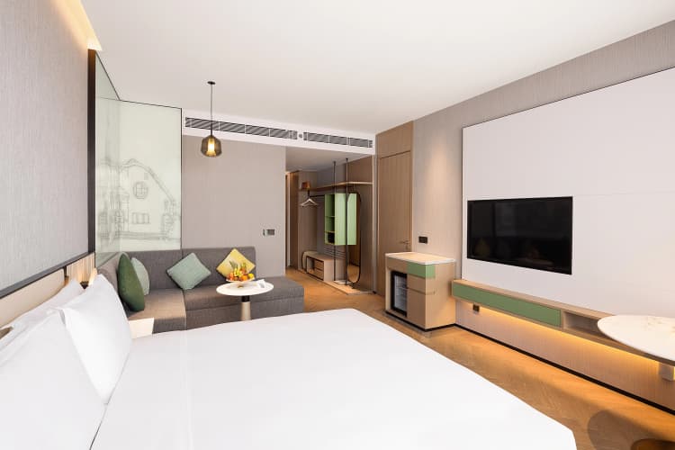 Holiday Inn & Suites Qingdao Jinshui 4