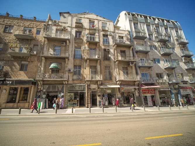 La Perle Hotel main