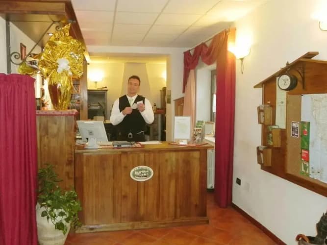 Albergo Le Macinaie Castel Del Piano 2