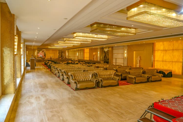 Four Leaf Hotel 5