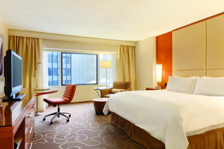 Swissotel Chicago 5
