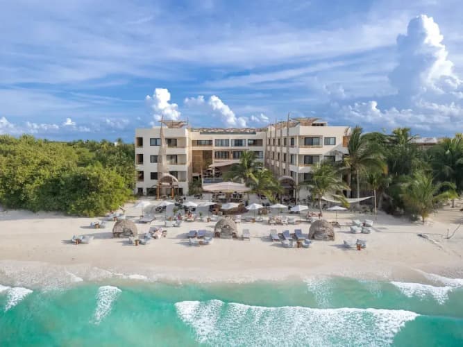 Ana y Jose Holbox Hotel & Beach Club 2